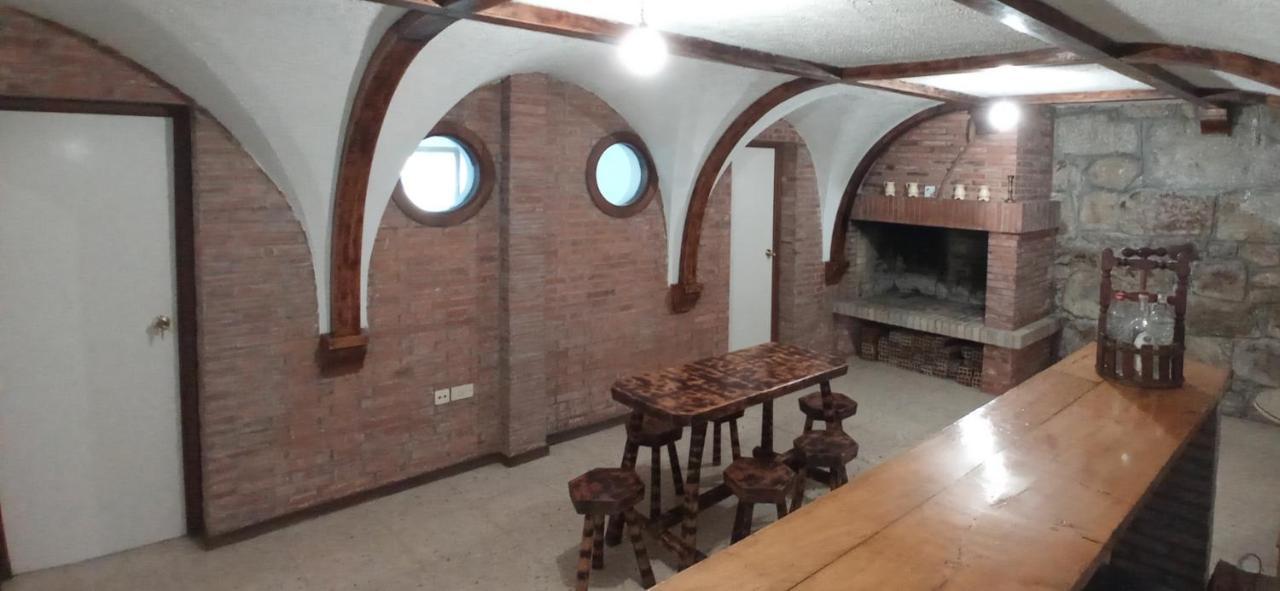 Casa Independiente Para Grandes Grupos Y Familias Valeixe Екстериор снимка