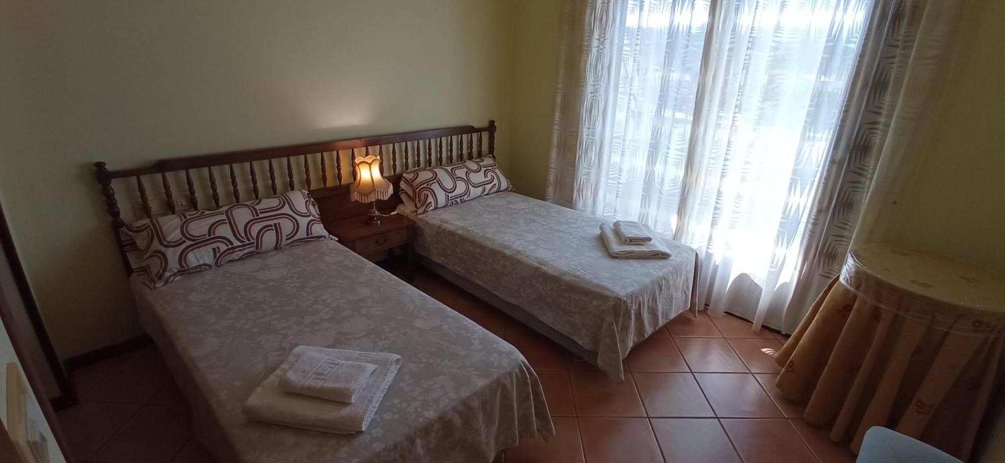 Casa Independiente Para Grandes Grupos Y Familias Valeixe Екстериор снимка